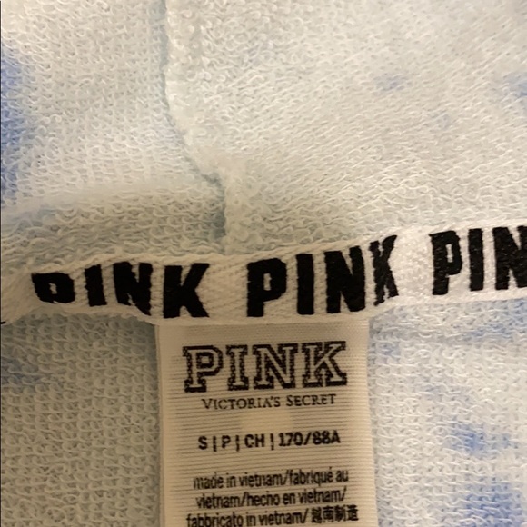 Small vs pink full Zip - Picture 2 of 2